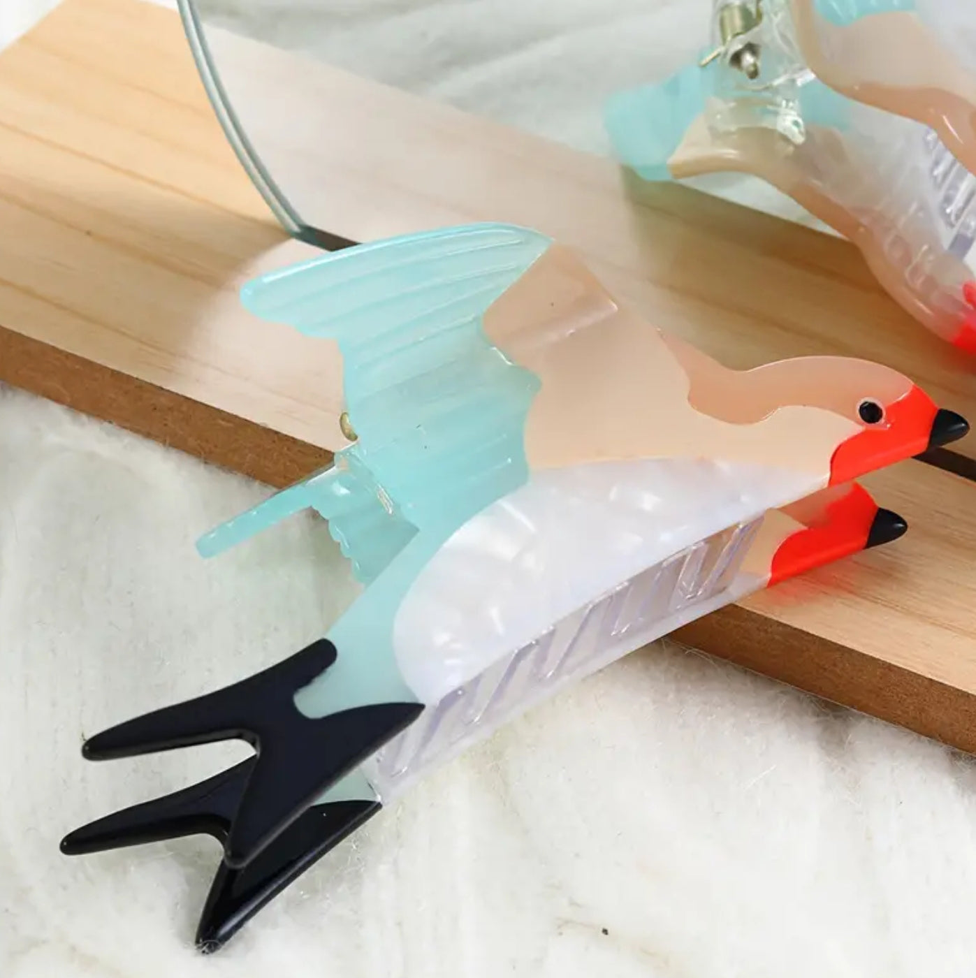 The Birdie Hair Claw